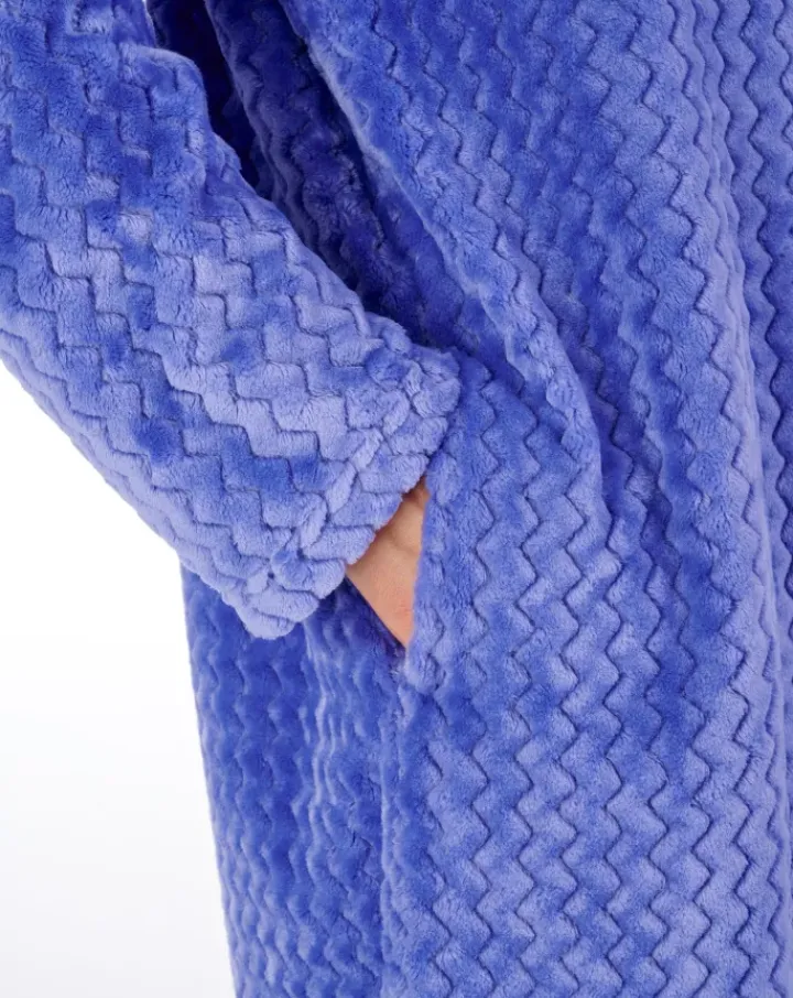 Zig-Zag Pattern Fleece 46" Button Housecoat HC02316